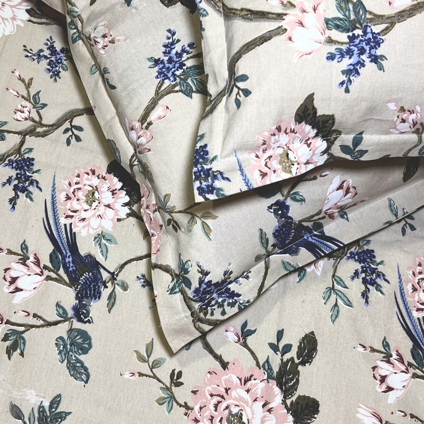 Radhekisna Vintage Bloom King Bedsheet Set — 250 TC 100% Pure Cotton - Radhekisna