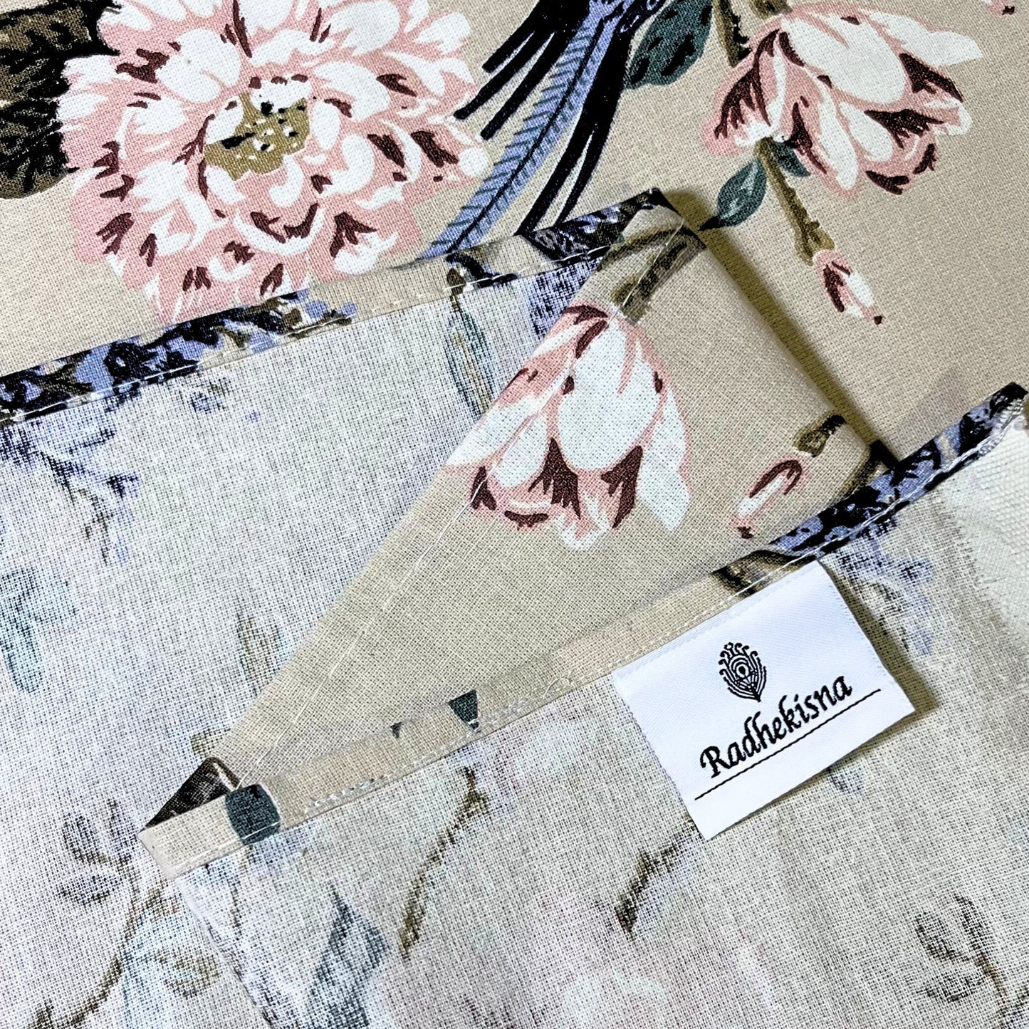 Radhekisna Vintage Bloom King Bedsheet Set — 250 TC 100% Pure Cotton - Radhekisna