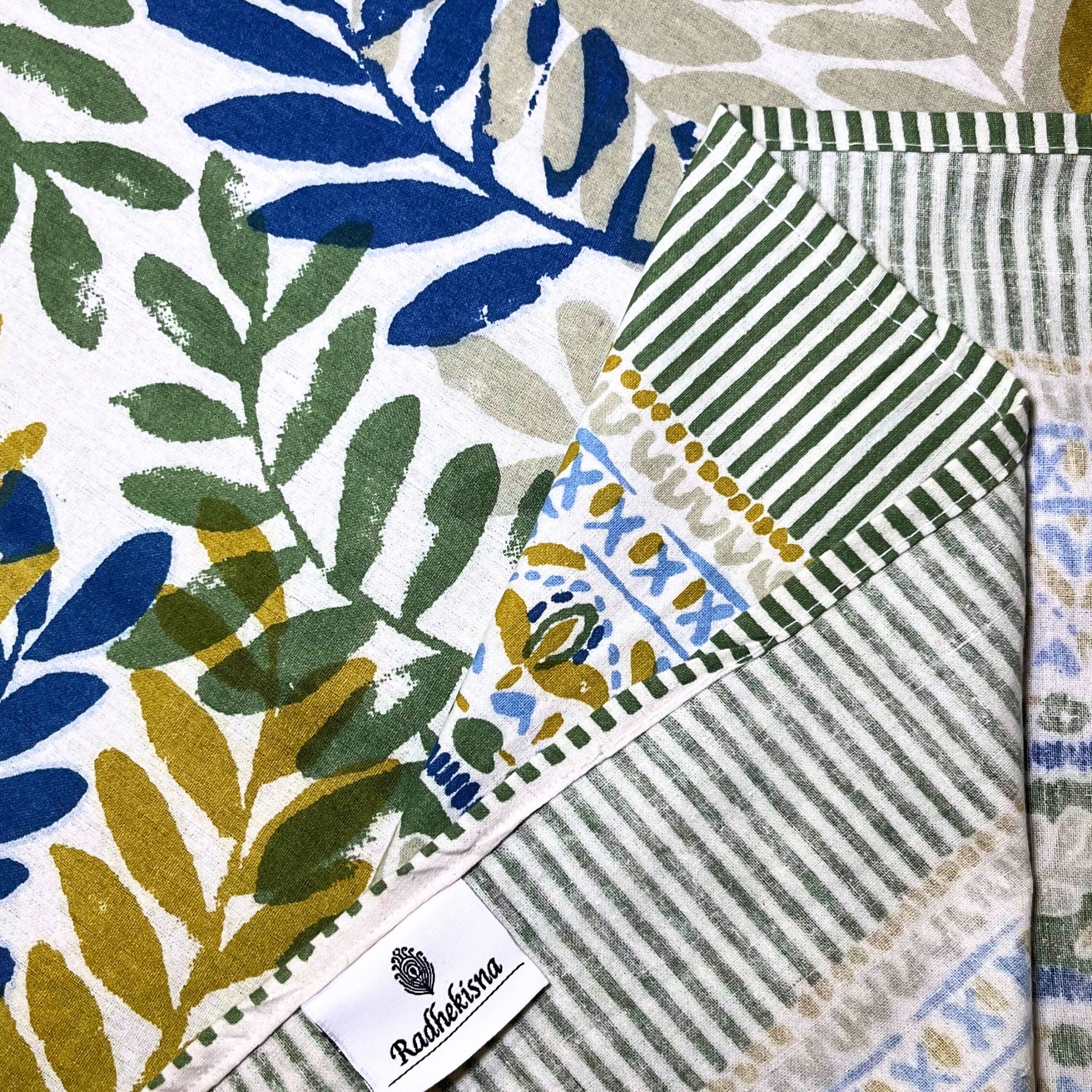 Radhekisna Heritage Leaf Weave King Bedsheet Set — 250 TC 100% Cotton - Radhekisna